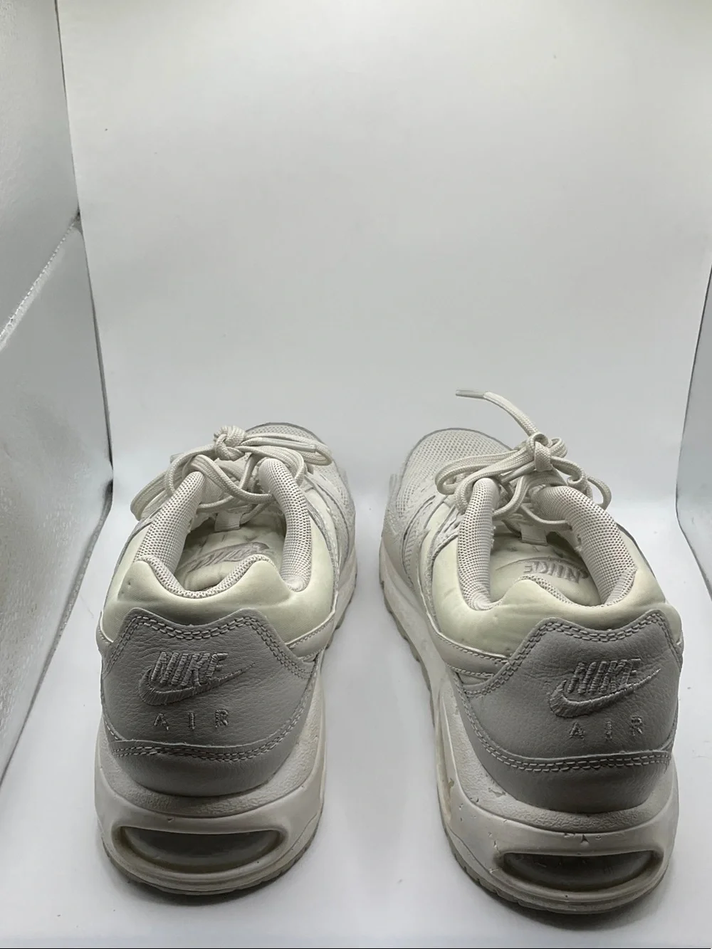 Nike Like New Off White Sneakers, Size 7.5